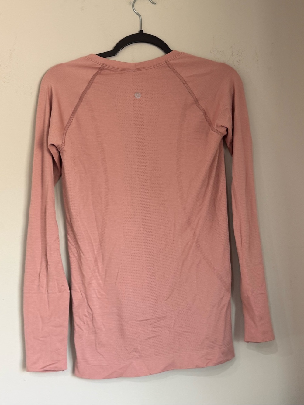 Lululemon Swiftly Tech Long Sleeve Shirt 2.0 Size 8 - Picture 7 of 8